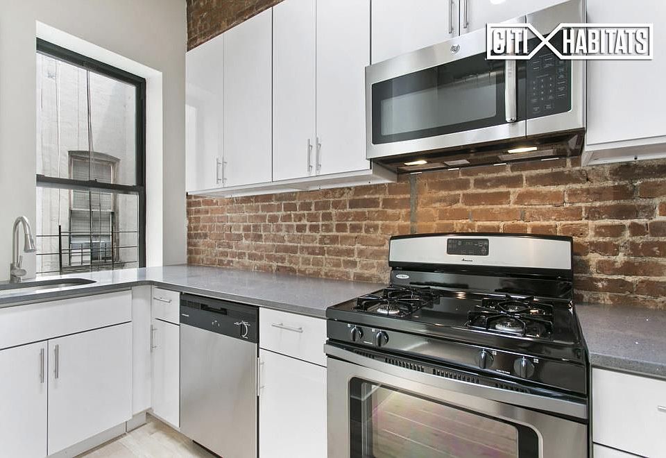 1st image of 320 E 109th St APT 14