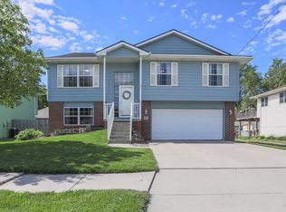 907 15th Ave, Council Bluffs, IA 51501