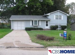 2101 Pleasantview Ln, Bellevue, NE 68005