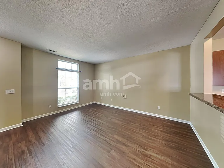 135 Springer Woods Blvd — Photo 8