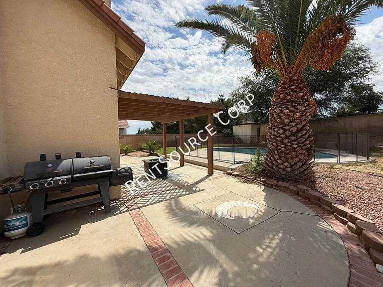 40270 Homeridge Dr — Photo 27