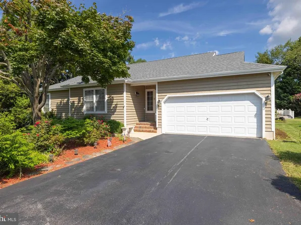 9 Lakeview Ct, Lewes, DE 19958