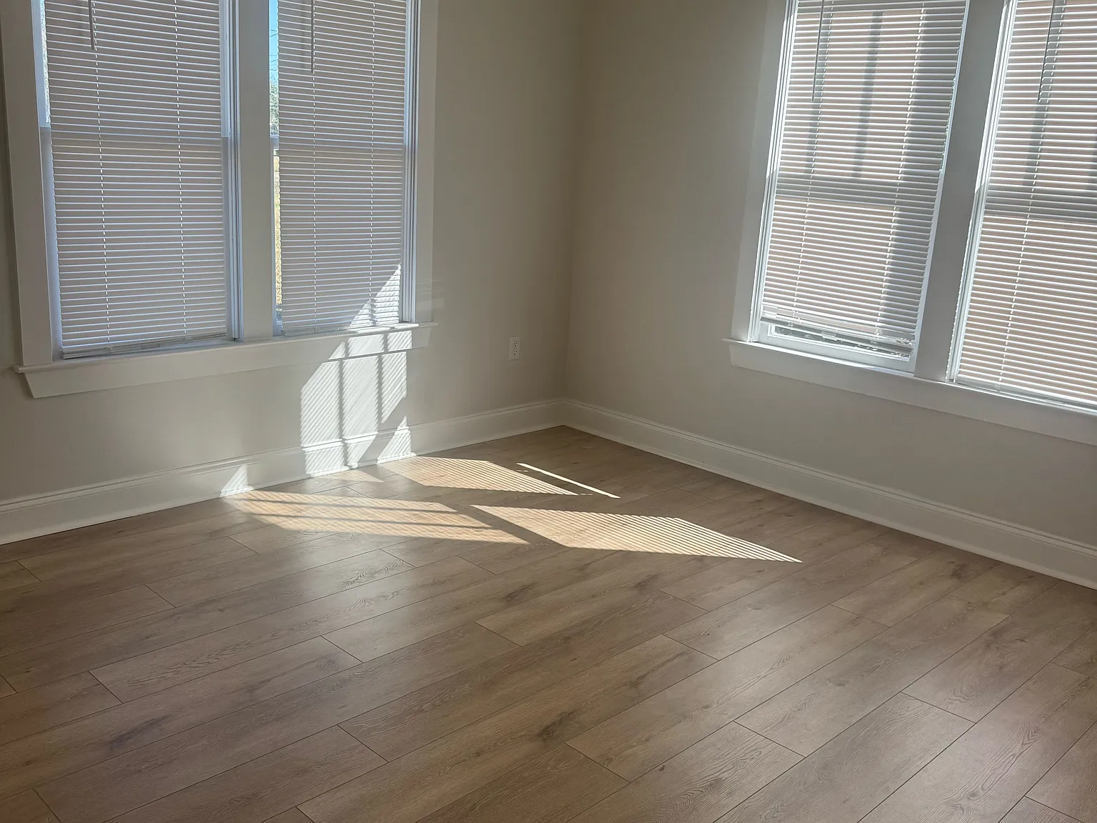 3 bed, 2.0 bath, $1,650 — Photo 2