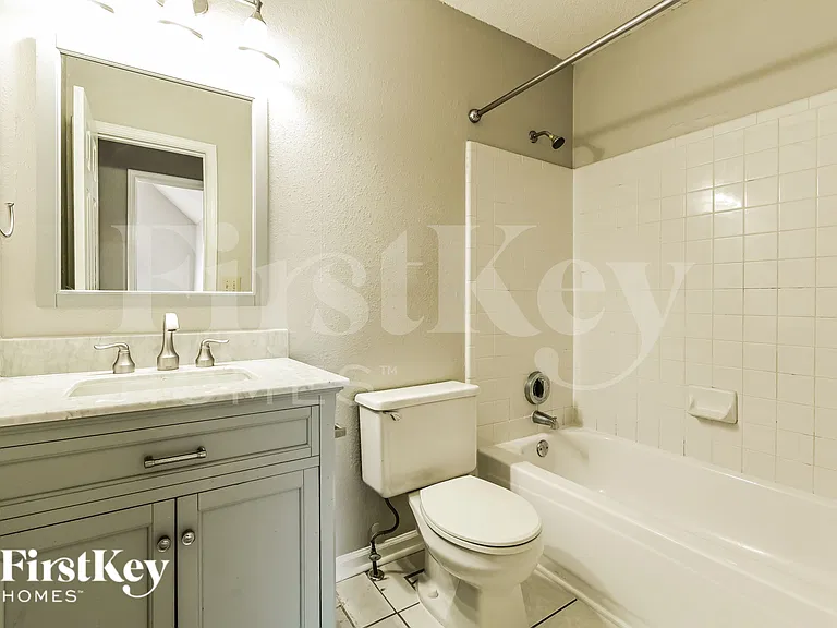 139 The Esplanade Way SW — Photo 14