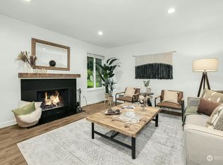 12621 NE 130th Way APT D103, Kirkland, WA 98034