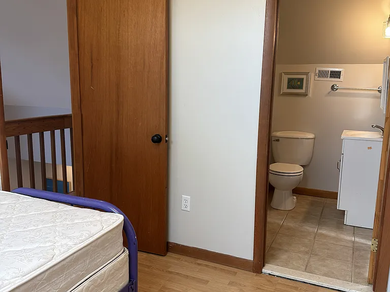 14 Dartmouth Dr — Photo 29
