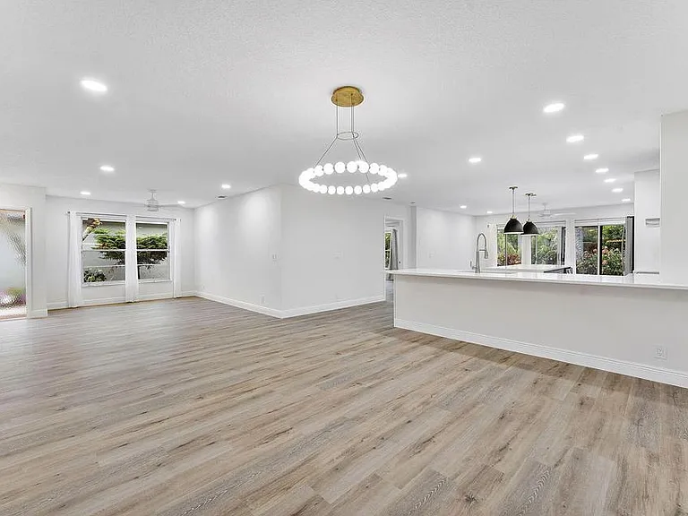 9180 Pine Springs Dr #0 — Photo 5