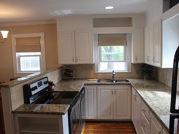 Granite Tops/New Applainces