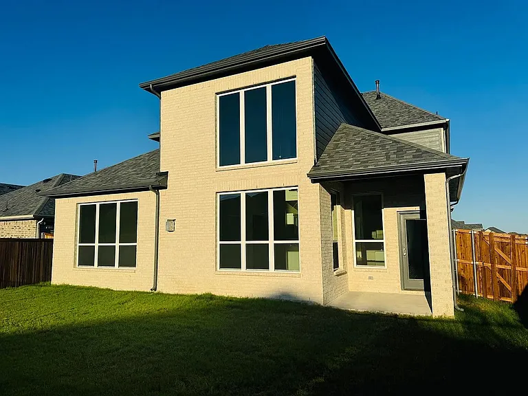 905 Tartane Dr — Photo 16