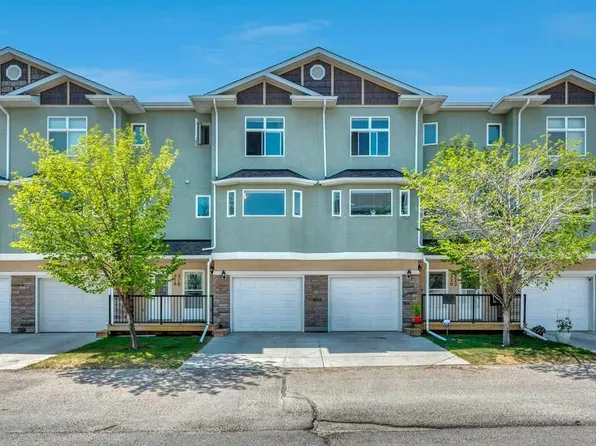 318 E Strathcona Cir, Strathmore, AB T1P 0B1