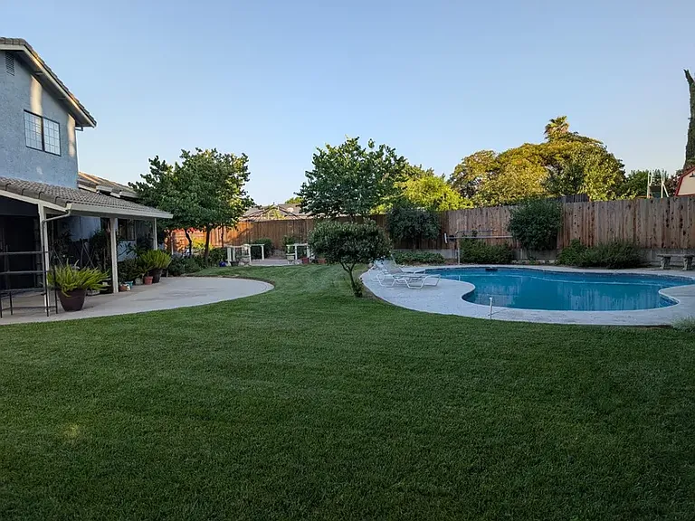 1588 Liverpool Ct — Photo 15