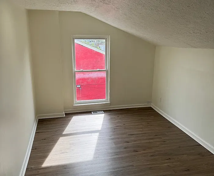126 E 11th St #2 — Photo 8
