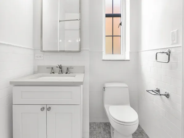 241 Central Park West image 9 of 10