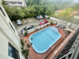 1600 S Le Jeune Rd, Miami, FL