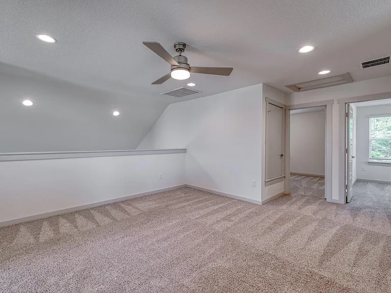 7501 Smallwood Dr — Photo 21