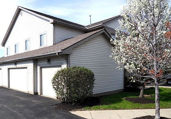 4th image of 8908 Fox Glove Way