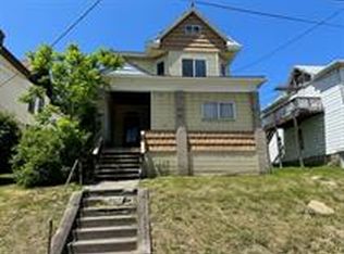 140 Hall Ave APT 2, Washington, PA 15301