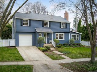 4022 Chippewa Dr, Madison, WI 53711