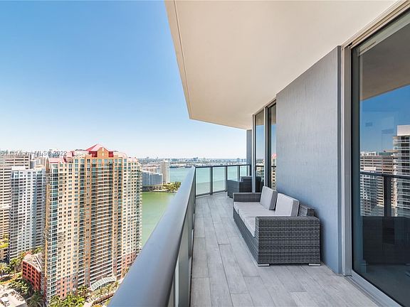 3rd image of 1300 Brickell Bay Dr APT 3607