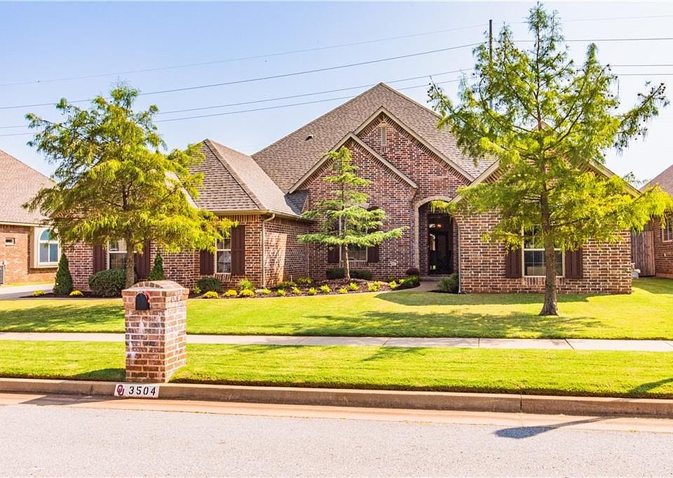 1st image of 3504 Chesterfield Pl