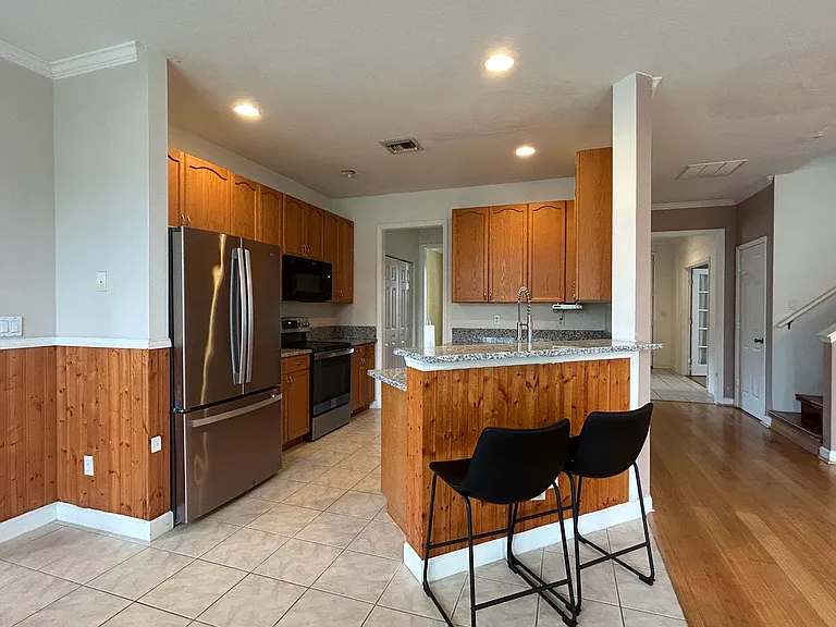 2549 Twain Dr — Photo 24