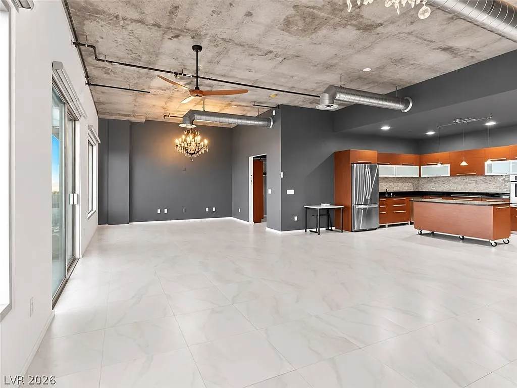 Soho Lofts — Photo 3