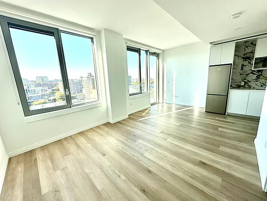 Rented by EXR | media 2