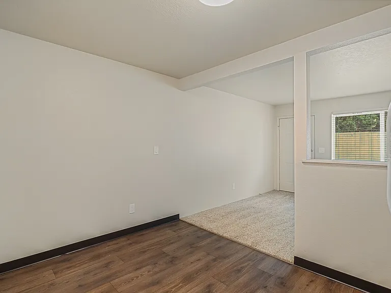 1x1 - Dining & Living Area