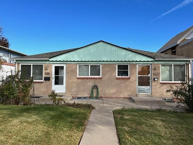 Front of duplex; 2462 is the unit on the left