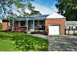 660 Villa Ave, Somerdale, NJ 08083