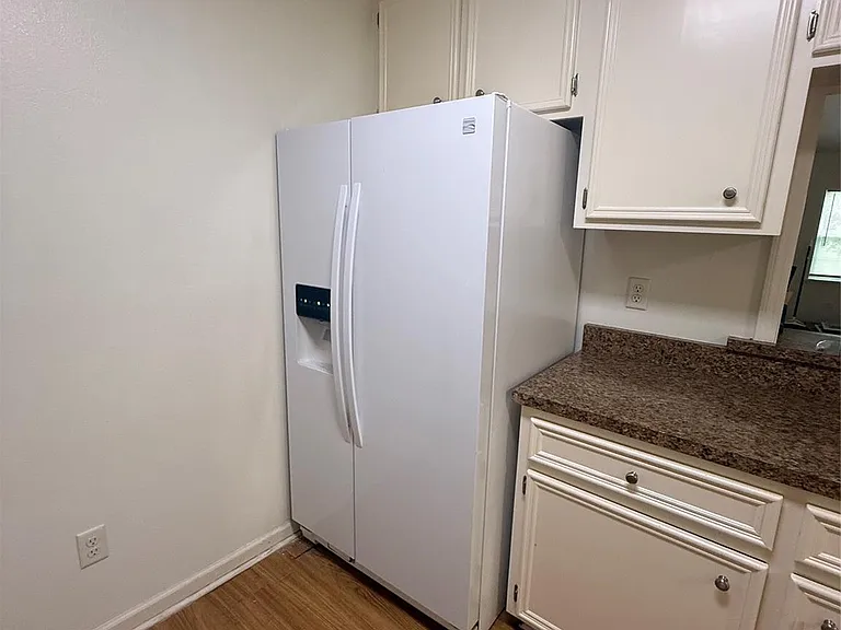 1315 Sycamore Ave — Photo 21