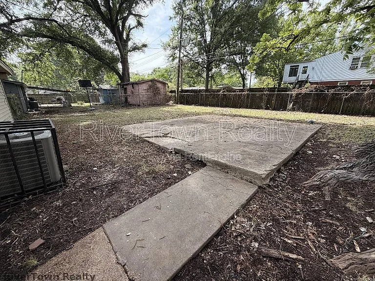 4825 Bridgedale Ave — Photo 14