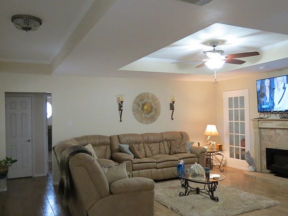 2nd image of 5520 Fairway Dr