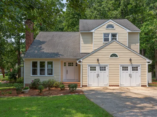1001 Lantern Light Ct, Apex, NC 27502