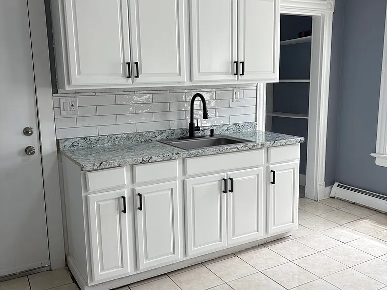 34 Lenox St #2 — Photo 6