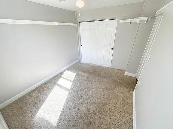 4th image of 163 Crescent Gardens Dr
