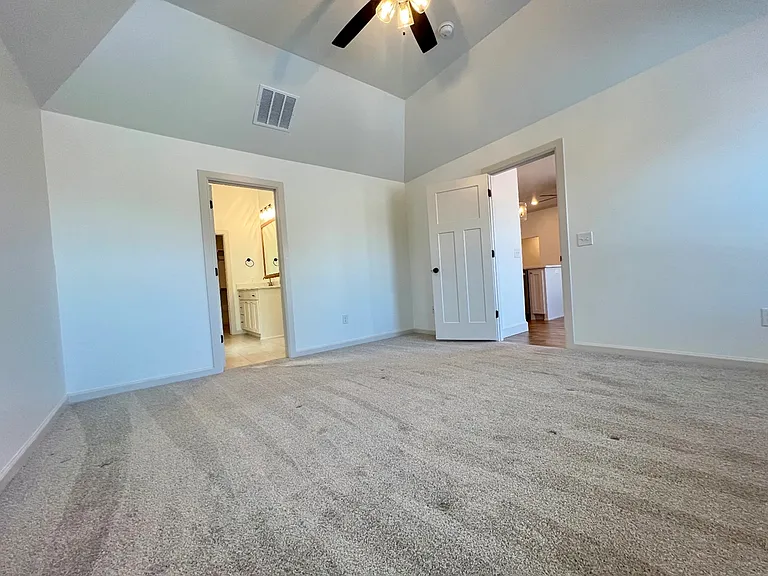 9333 SW 42nd St — Photo 9