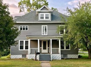 529 E Howard St, Pontiac, IL 61764