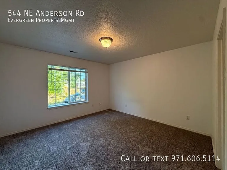 544 NE Anderson Rd — Photo 23