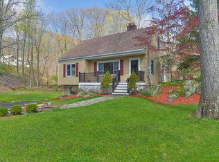 9 Black Birch Dr, Wilton, CT 06897