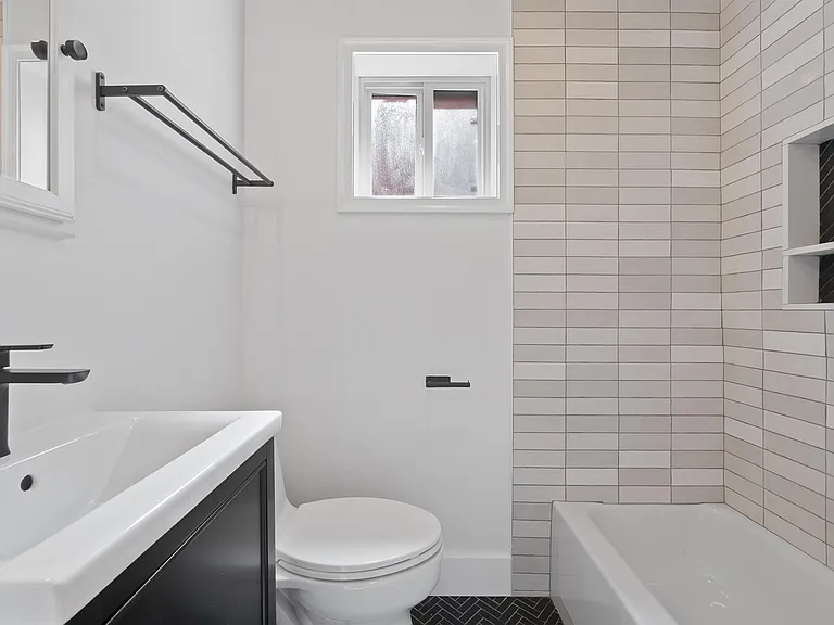 342 Bramhall Ave #1 — Photo 9