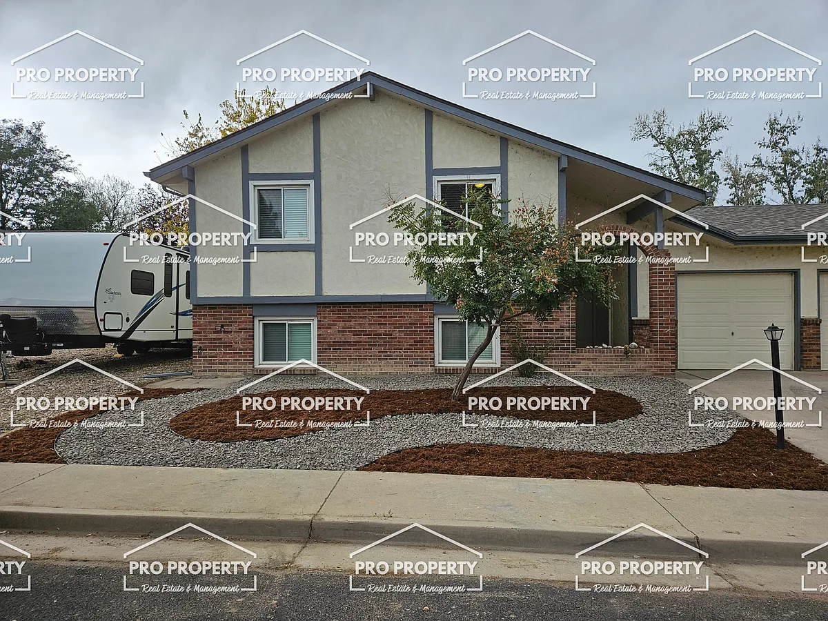 Building Photo - 2331 Osage Ct
