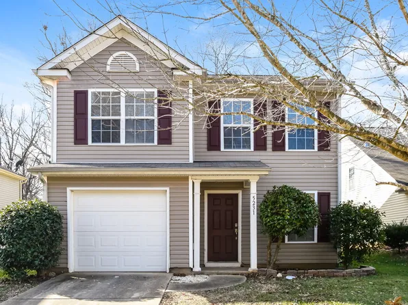 5231 Fernhill Dr, Charlotte, NC 28217