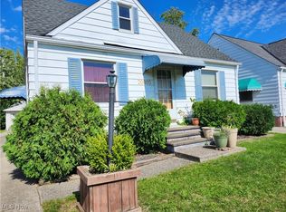 20805 Franklin Rd, Maple Heights, OH 44137