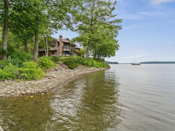 3412 Harbor Road, Shelburne, VT 05482