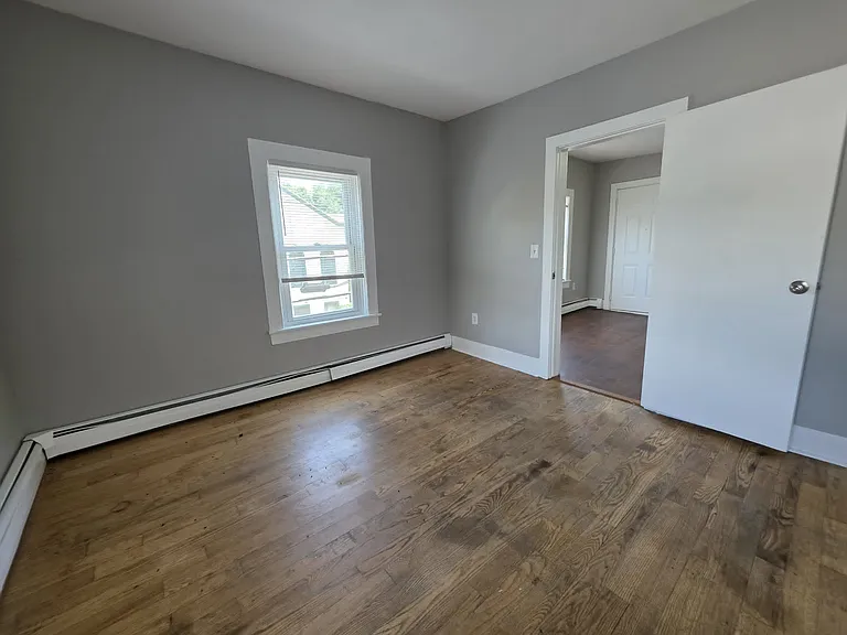 29 Canal St #7 — Photo 5