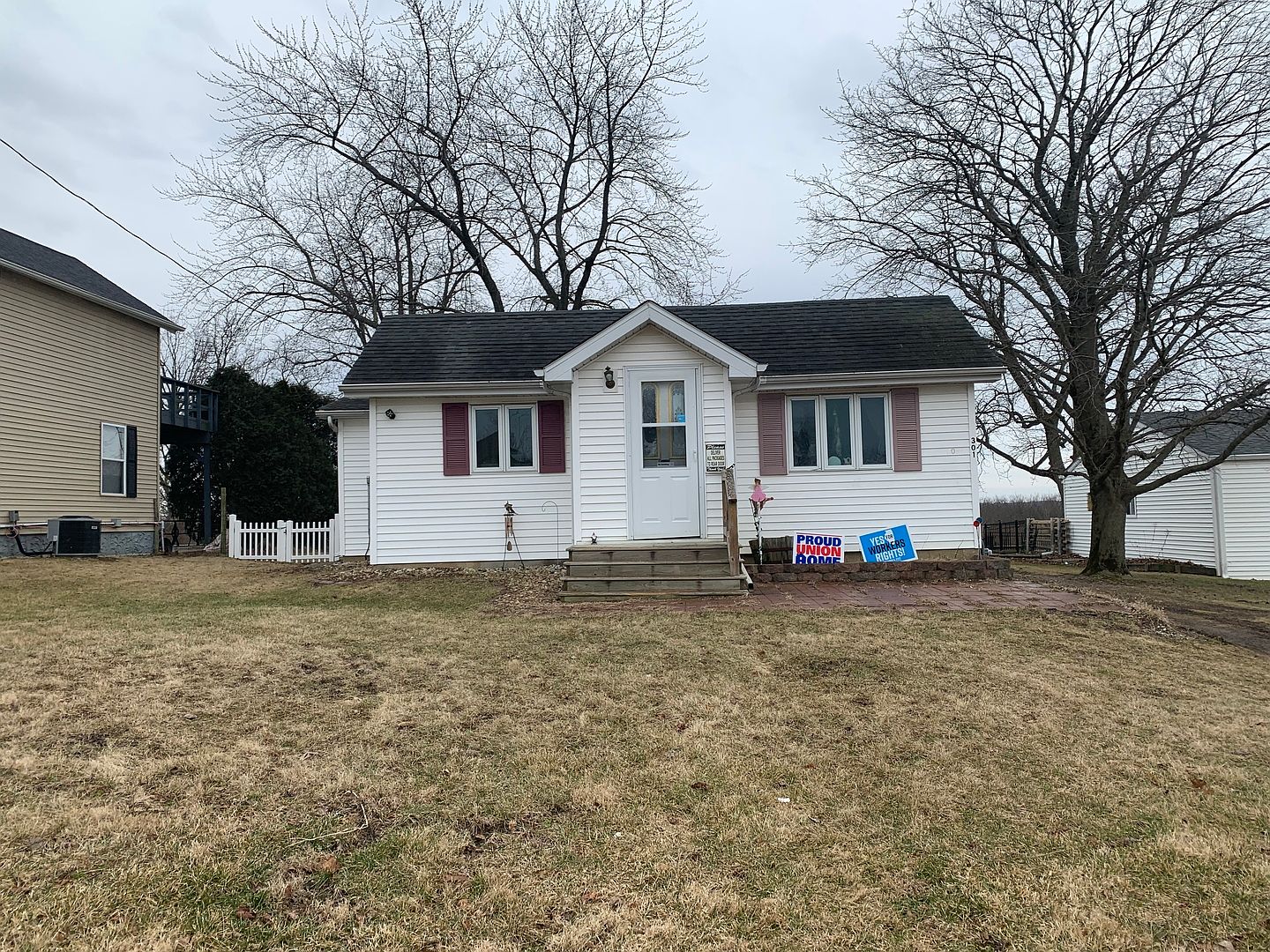 301 10th St, Marseilles, IL 61341 MLS 11726426 Zillow