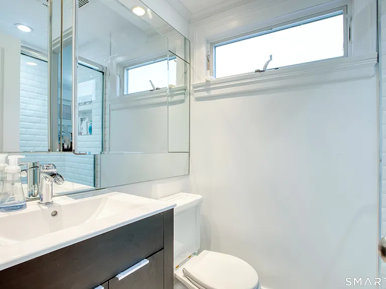 35 Dartmouth Rd — Photo 16