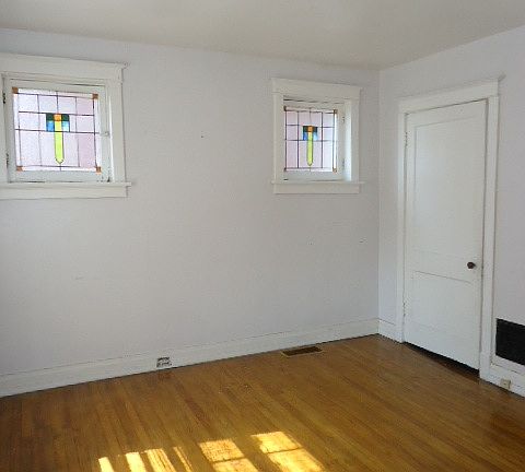 4th image of 3951 McDonald Ave #A