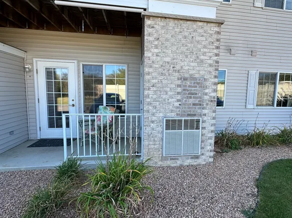 2032 11th Ave SE APT B, Rochester, MN 55904